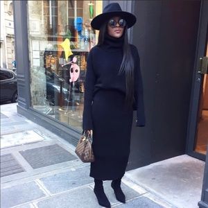 Zara black midi tube skirt